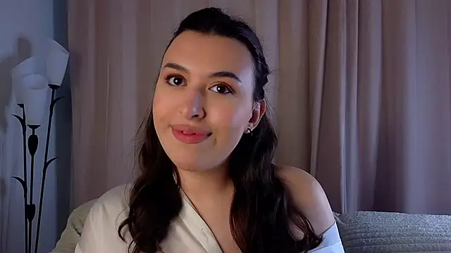 Snapshot of LilianBuskey chatting on 09.12.25 LilianBuskey online show from 09.12.25