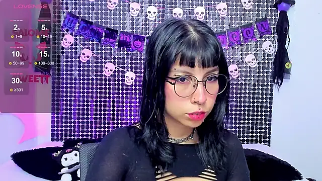 Rose 72 online show from 10.21.25