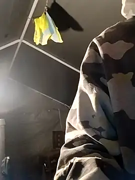 Snapshot of Bigislandhawaii chatting on 04.06.26 Bigislandhawaii online show from 04.06.26