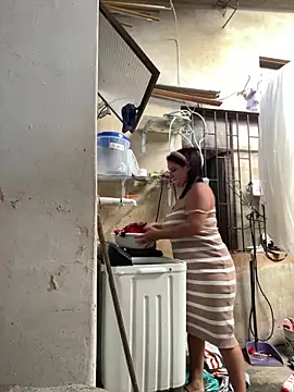 Alina0 online show from 12.22.25