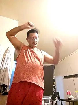 Snapshot of 125Delfin90 chatting on 10.29.25 125Delfin90 online show from 10.29.25