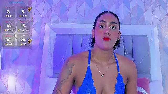 Snapshot of OnlyGia chatting on 09.13.25 OnlyGia online show from 09.13.25