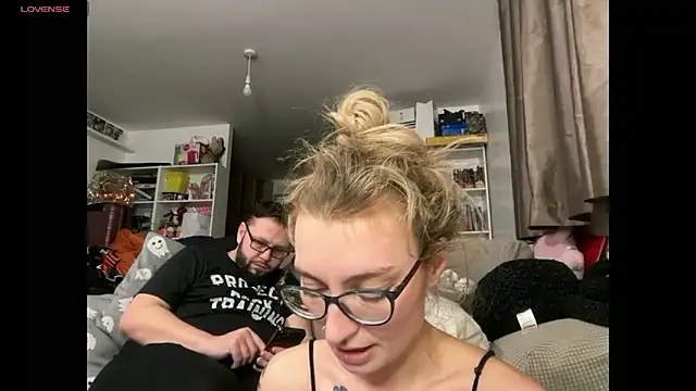 Snapshot of harleyblair chatting on 02.02.26 harleyblair online show from 02.02.26