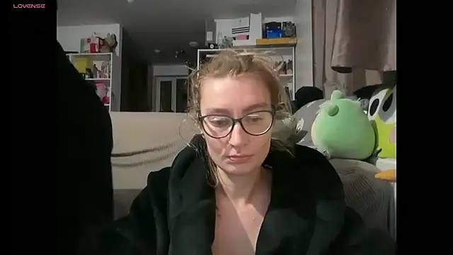 Snapshot of harleyblair chatting on 02.22.26 harleyblair online show from 02.22.26