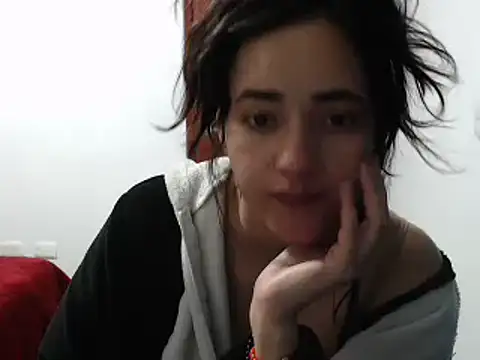 annie clark2 online show from 01.06.25