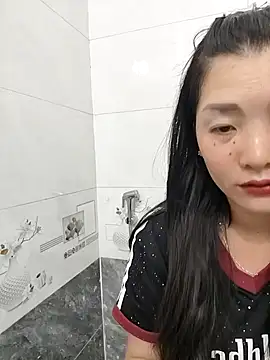 Snapshot of asian_2k chatting on 10.25.25 asian 2k online show from 10.25.25