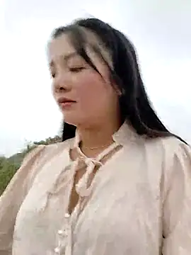 Snapshot of asian_2k chatting on 11.04.25 asian 2k online show from 11.04.25