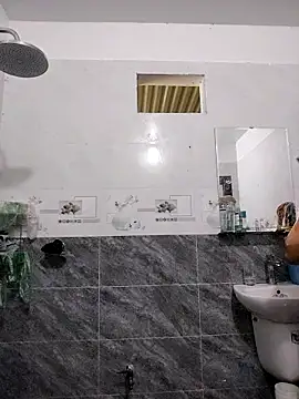 Snapshot of asian_2k chatting on 11.17.25 asian 2k online show from 11.17.25