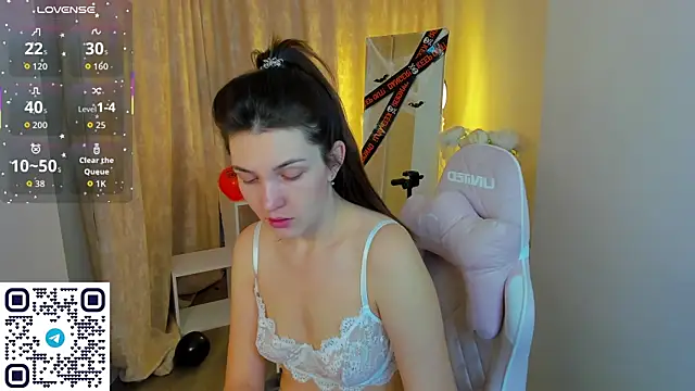 MalvinaDream online show from 10.30.25