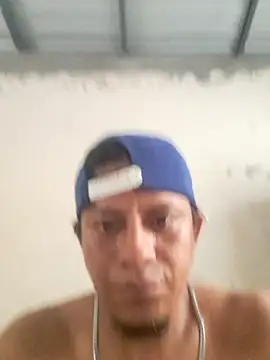 Snapshot of Yomo593 chatting on 11.07.25 Yomo593 online show from 11.07.25