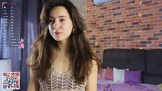 Snapshot of JasminDoroti chatting on 10.14.25 JasminDoroti online show from 10.14.25