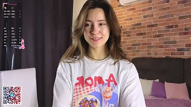 Snapshot of JasminDoroti chatting on 10.20.25 JasminDoroti online show from 10.20.25