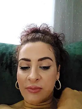 ShineBright88 online show from 11.14.25