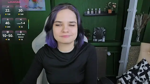 Gina Dawson online show from 12.17.25