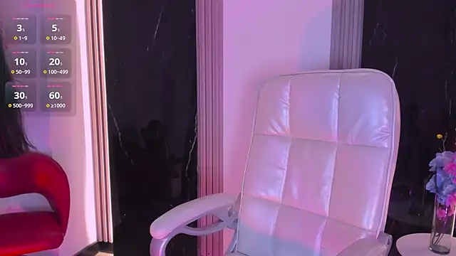 Sussyrosse  online show from 03.04.26