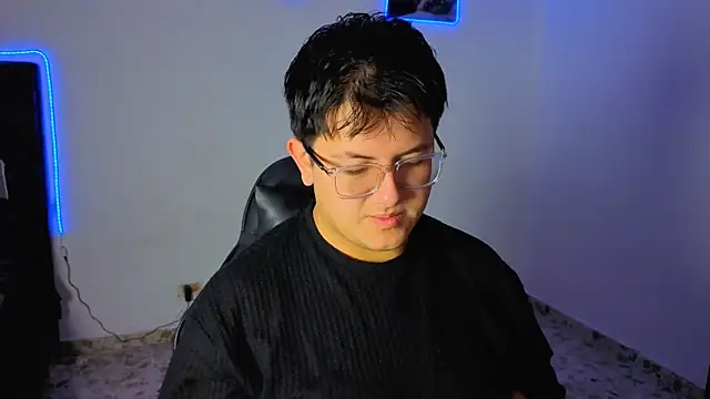 Snapshot of Ryan_Doretti chatting on 11.10.25 Ryan Doretti online show from 11.10.25