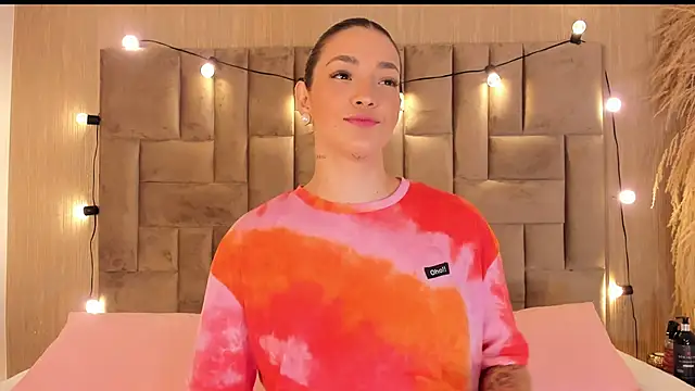 ClaradelMar online show from 11.28.25