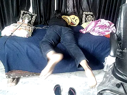 Anaconda-Mall online show from 11.25.25