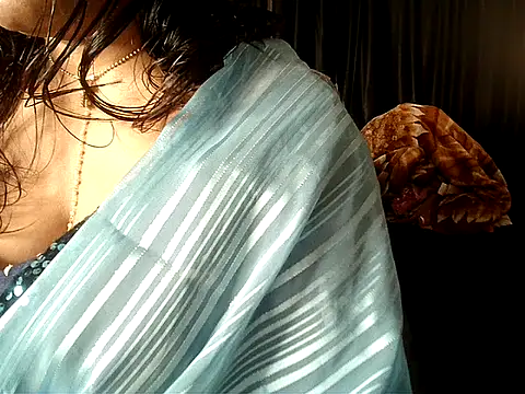 Anaconda-Mall online show from 12.15.25