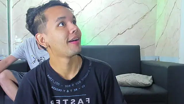 Snapshot of jeremytonner chatting on 09.30.25 jeremytonner online show from 09.30.25