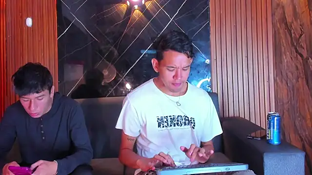 Snapshot of jeremytonner chatting on 10.06.25 jeremytonner online show from 10.06.25