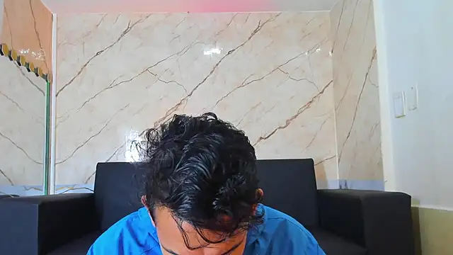 Snapshot of jeremytonner chatting on 10.12.25 jeremytonner online show from 10.12.25