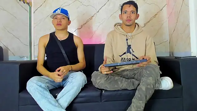 Snapshot of jeremytonner chatting on 10.18.25 jeremytonner online show from 10.18.25