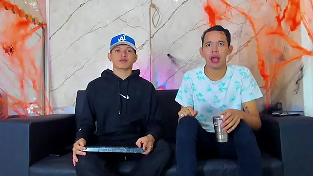 Snapshot of jeremytonner chatting on 10.20.25 jeremytonner online show from 10.20.25