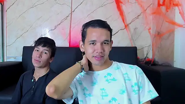 Snapshot of jeremytonner chatting on 10.25.25 jeremytonner online show from 10.25.25