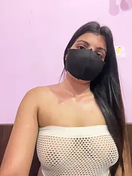 Snapshot of _01ruhi chatting on 09.29.25 01ruhi online show from 09.29.25