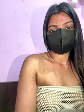 Snapshot of _01ruhi chatting on 11.11.25 01ruhi online show from 11.11.25