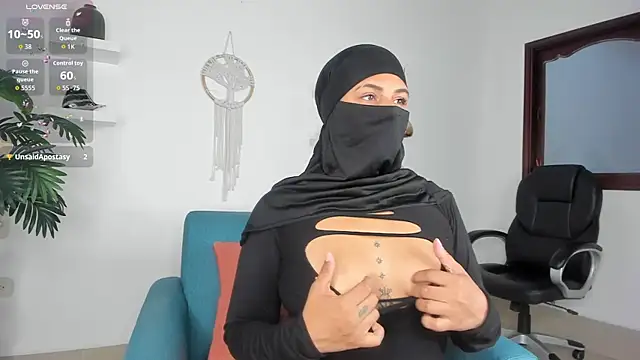 Snapshot of zali_mahamed chatting on 09.16.25 zali mahamed online show from 09.16.25