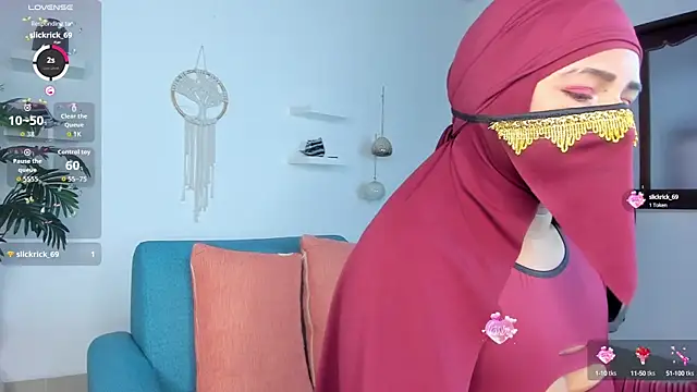 Snapshot of zali_mahamed chatting on 09.22.25 zali mahamed online show from 09.22.25