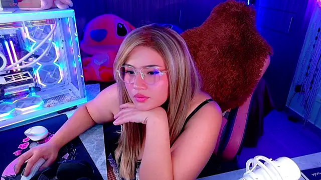 Snapshot of Allison_GAMERS chatting on 09.25.25 Allison GAMERS online show from 09.25.25