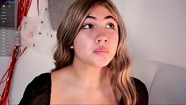 Madii smith online show from 10.26.25