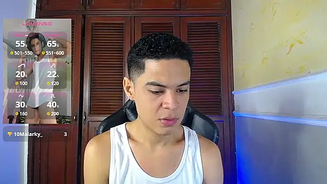 Snapshot of edy_play chatting on 09.30.25 edy play online show from 09.30.25