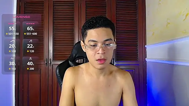 Snapshot of edy_play chatting on 10.04.25 edy play online show from 10.04.25