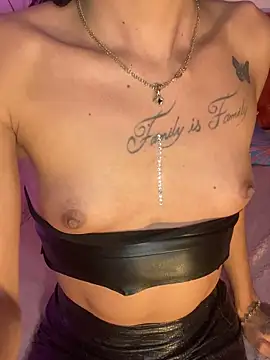 Snapshot of Lady_Dirty444 chatting on 09.28.25 Lady Dirty444 online show from 09.28.25