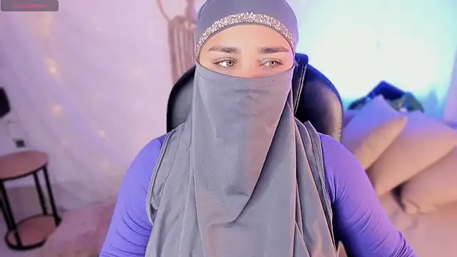 amila hagda online show from 10.14.25