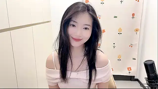 Snapshot of Rosalind_xixi chatting on 09.09.25 Rosalind xixi online show from 09.09.25