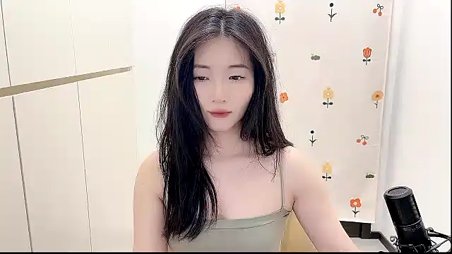 Snapshot of Rosalind_xixi chatting on 09.15.25 Rosalind xixi online show from 09.15.25