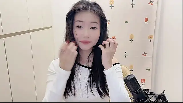 Snapshot of Rosalind_xixi chatting on 09.19.25 Rosalind xixi online show from 09.19.25