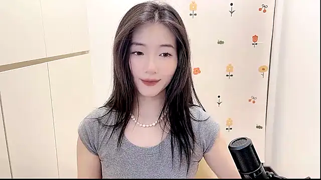 Snapshot of Rosalind_xixi chatting on 09.26.25 Rosalind xixi online show from 09.26.25