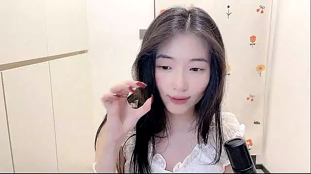 Snapshot of Rosalind_xixi chatting on 10.07.25 Rosalind xixi online show from 10.07.25