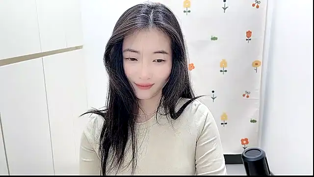 Snapshot of Rosalind_xixi chatting on 10.23.25 Rosalind xixi online show from 10.23.25