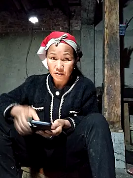 TinTin321 online show from 11.19.25