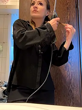 IsabellaEtha online show from 09.26.25