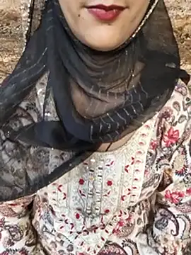 Snapshot of Indian-Aleena chatting on 07.18.26 Indian-Aleena online show from 07.18.26