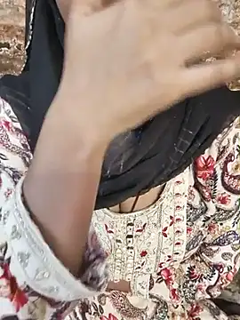 Snapshot of Indian-Aleena chatting on 07.19.26 Indian-Aleena online show from 07.19.26