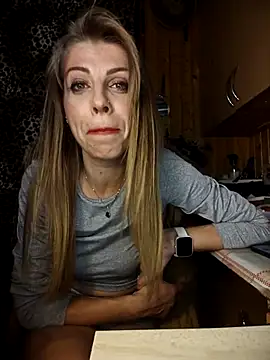 Snapshot of Hyupobigih chatting on 09.10.25 Hyupobigih online show from 09.10.25